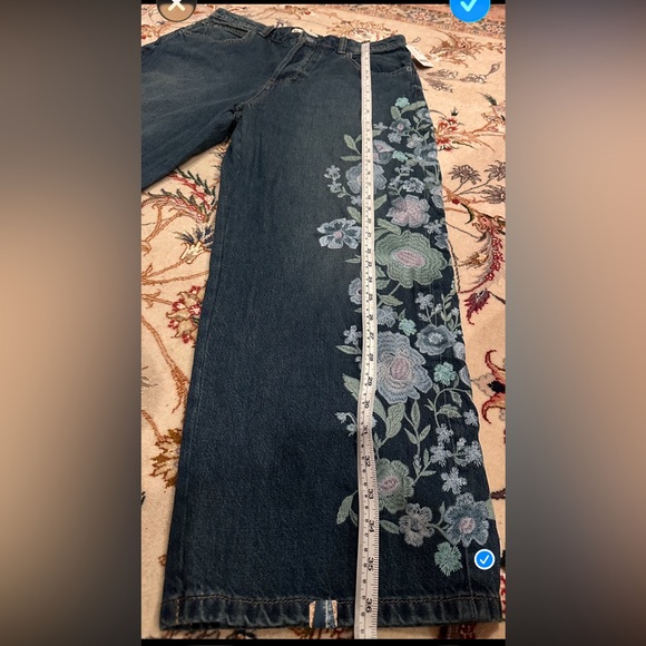 We the free Floral Embroidered Blue Jeans 🍬🫐🍬 - Picture 2 of 16